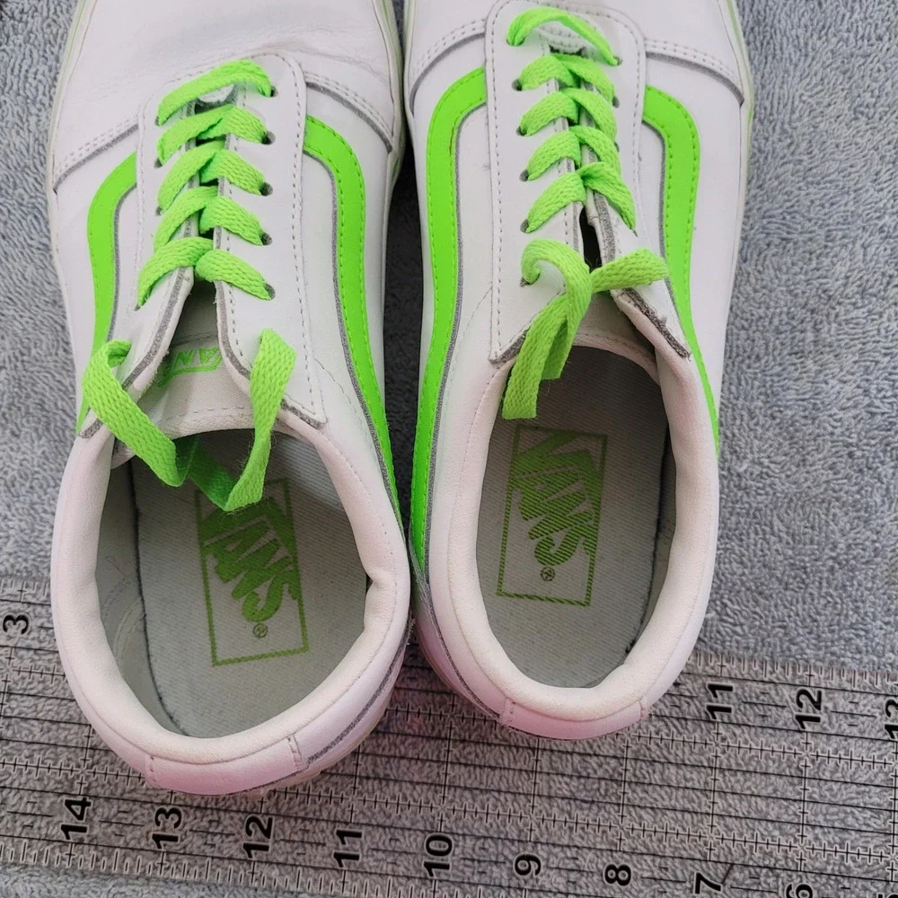 Vans Ward Low Top White Leather Neon Green Stripe Sneakers Womens 7.5 Skate Shoe